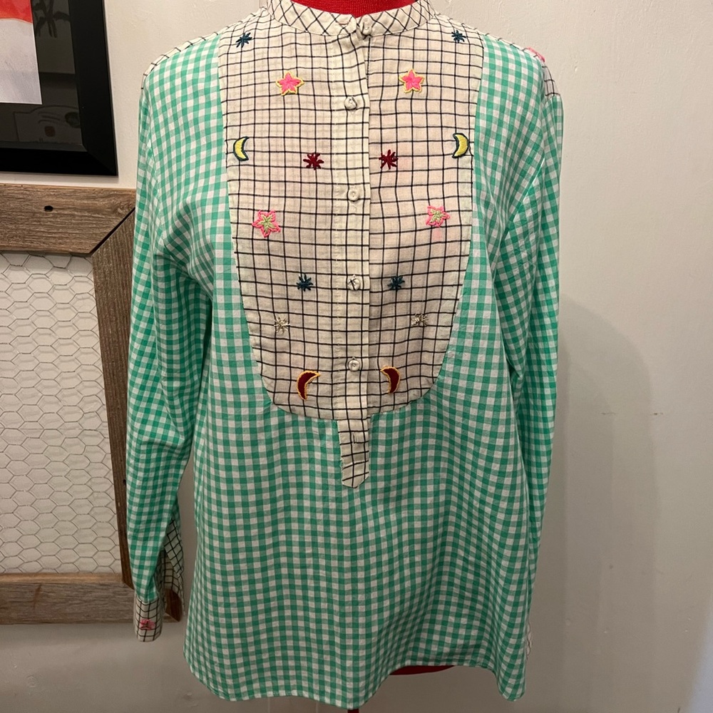monoki green gingham embroidered blouse